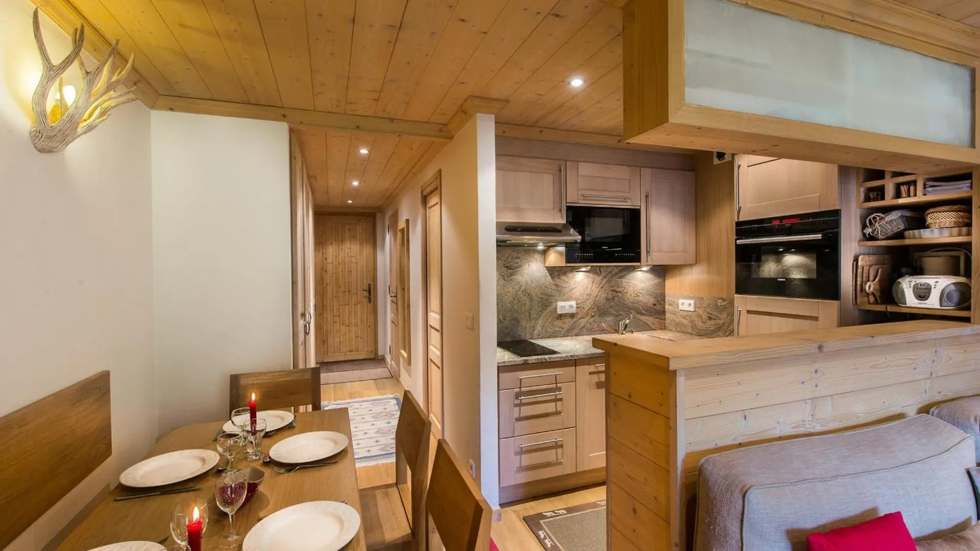Duplex raffiné 3 chambres à Méribel, proche pistes - FR-1-565-120 Les Allues
